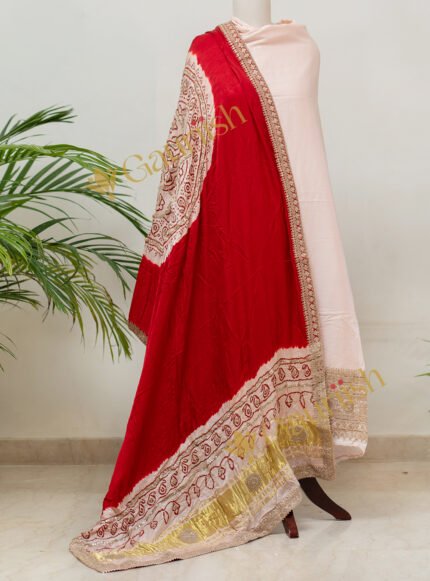 Kurta Set with Tikki Marodi Work