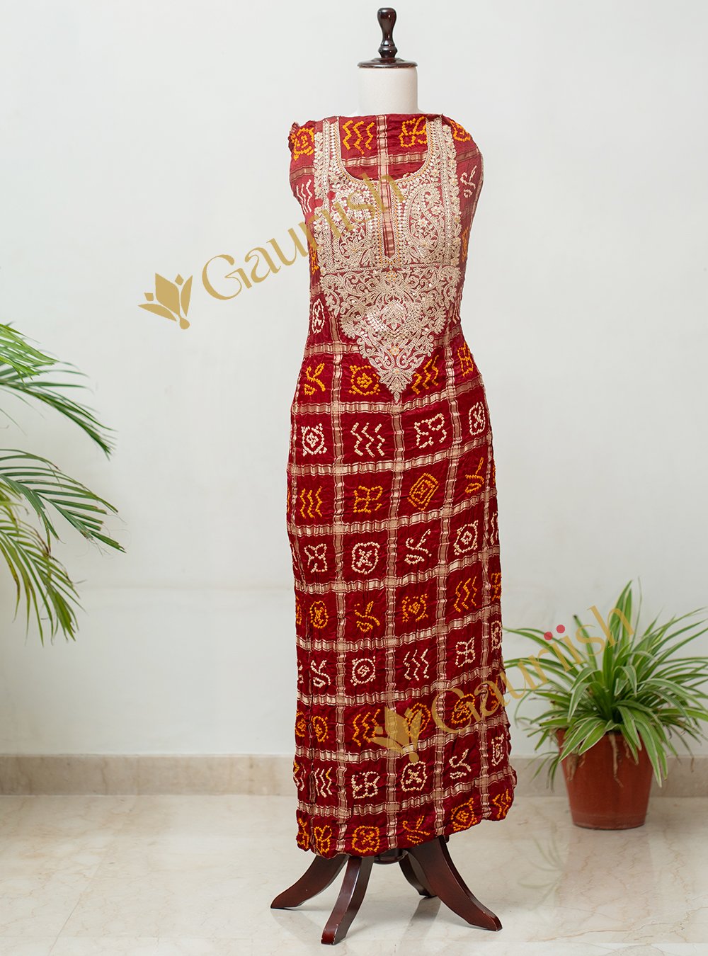 Gharchola Kurti With Intrinsic Work Gharchola Kurti With Intrinsic Work