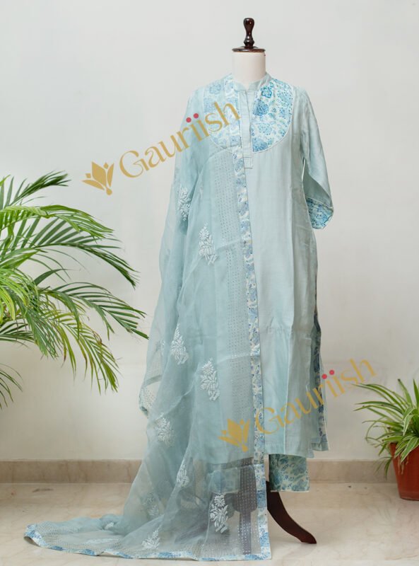 Lakhnavi Embroidered Suit with Dupatta