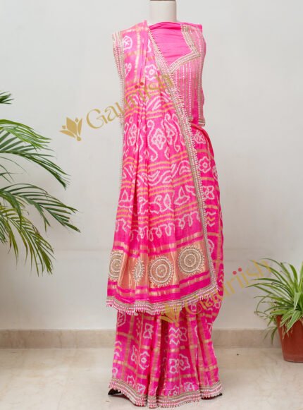 Gharchola Saree with Intrinsic Moti Tikki Marodi Work